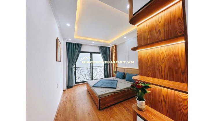 Bán nhà Trương Định 5 Tầng Thang Máy Mới Kính Koong 42m Nhỉnh 8 Tỷ